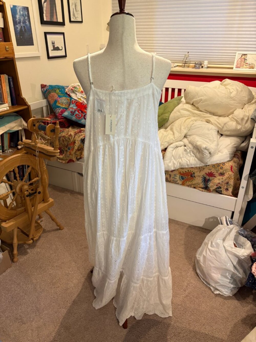 Sundance Eyelet Maxi Dress NWT - Picture 2 of 6
